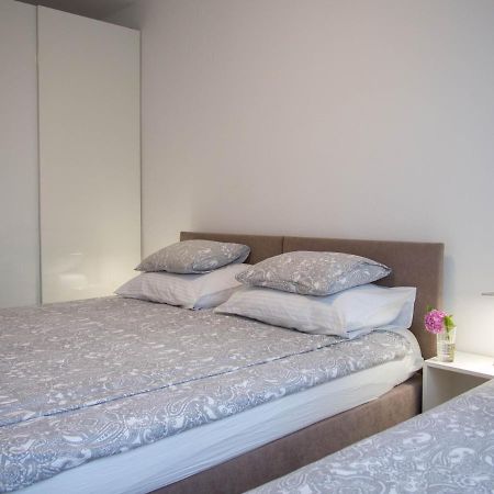 זאגרב Apartman Adeari מראה חיצוני תמונה